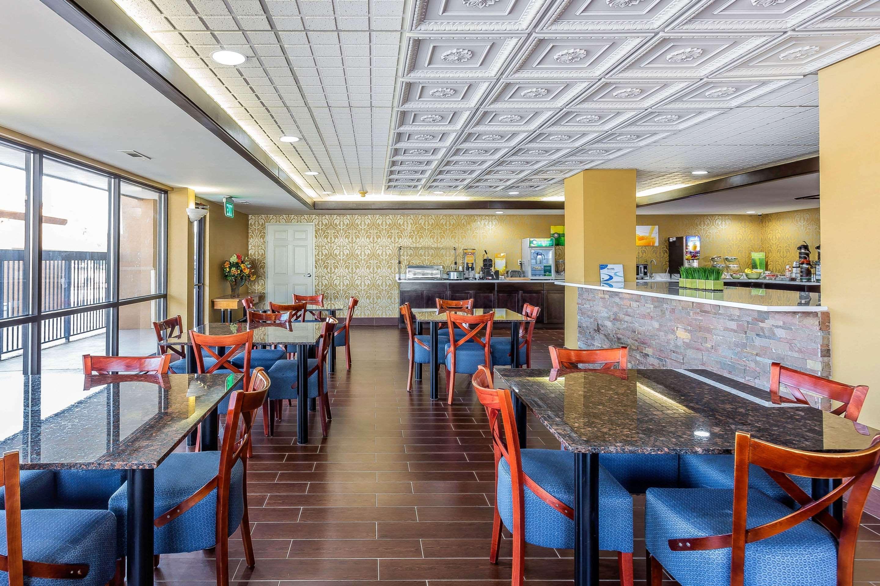 Quality Inn & Suites Near Robins Air Force Base Warner Robins Exteriér fotografie
