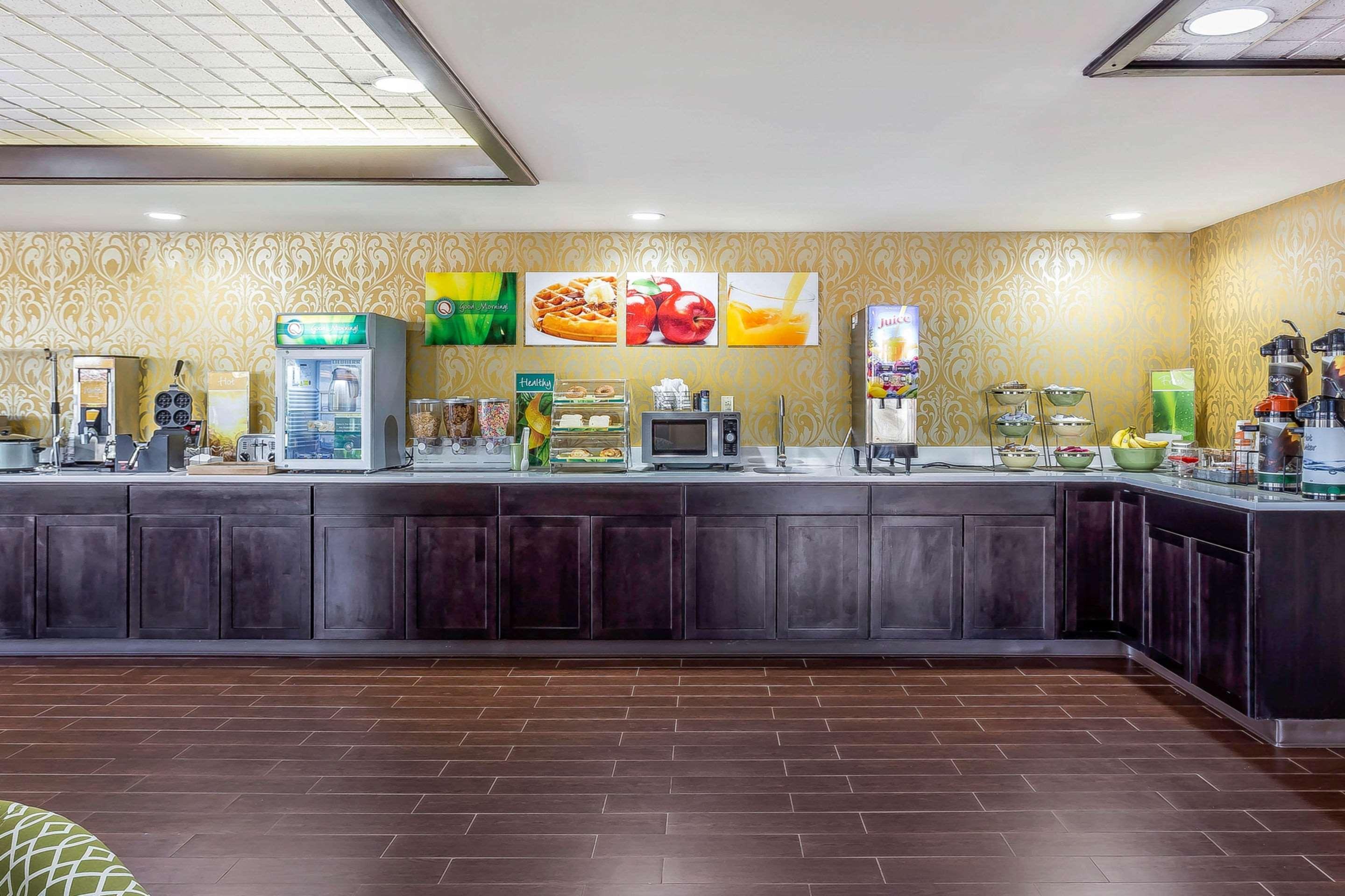 Quality Inn & Suites Near Robins Air Force Base Warner Robins Exteriér fotografie