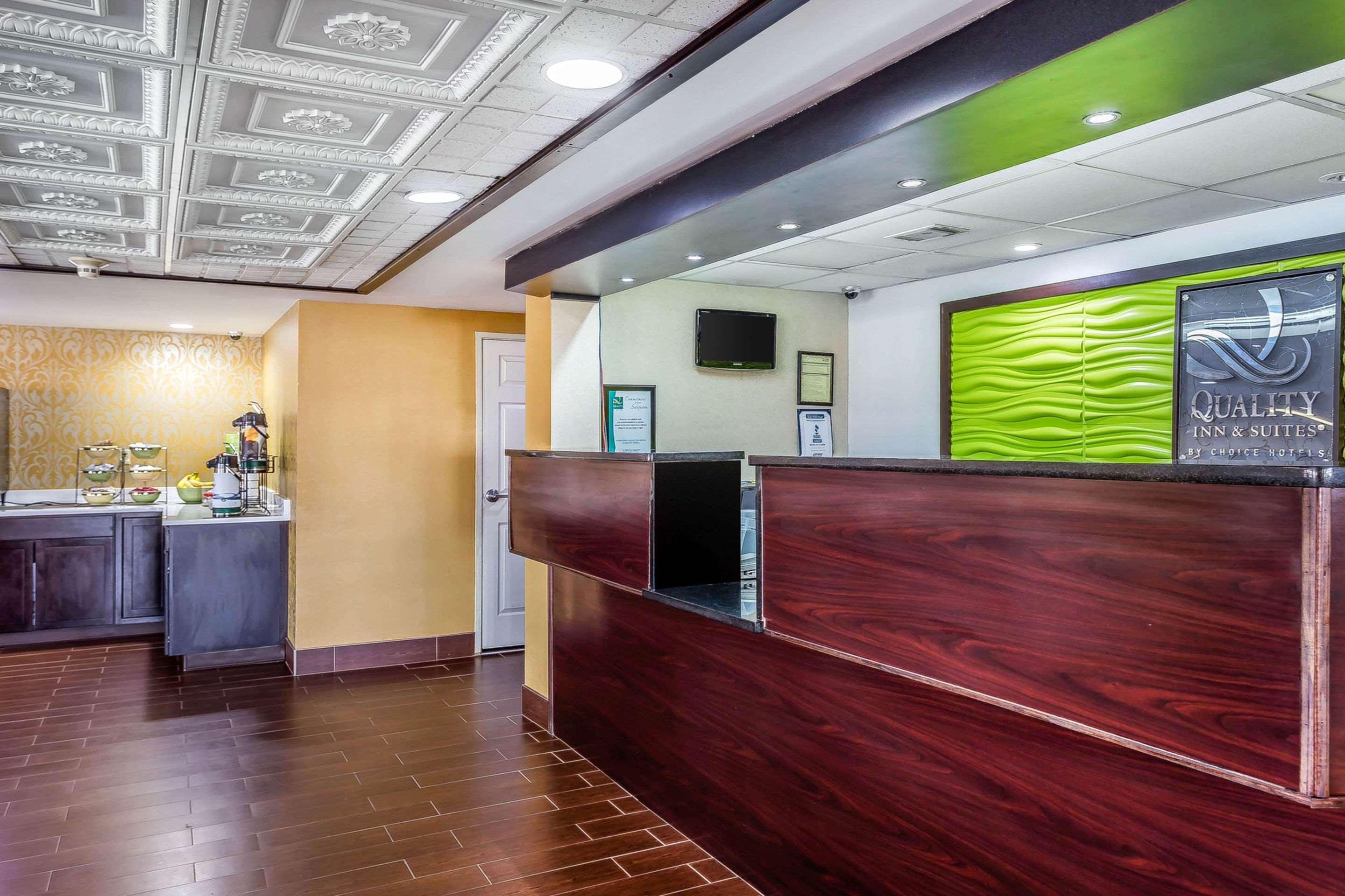 Quality Inn & Suites Near Robins Air Force Base Warner Robins Exteriér fotografie