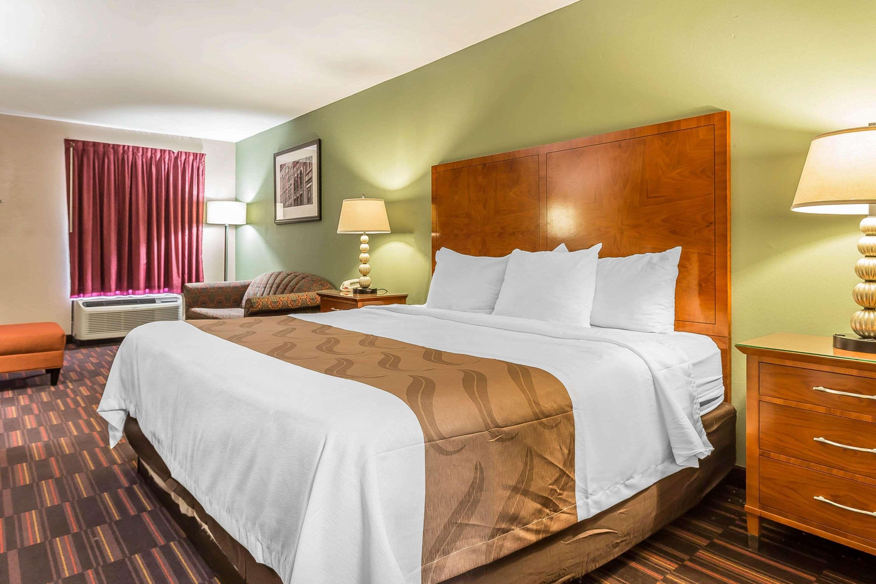Quality Inn & Suites Near Robins Air Force Base Warner Robins Exteriér fotografie