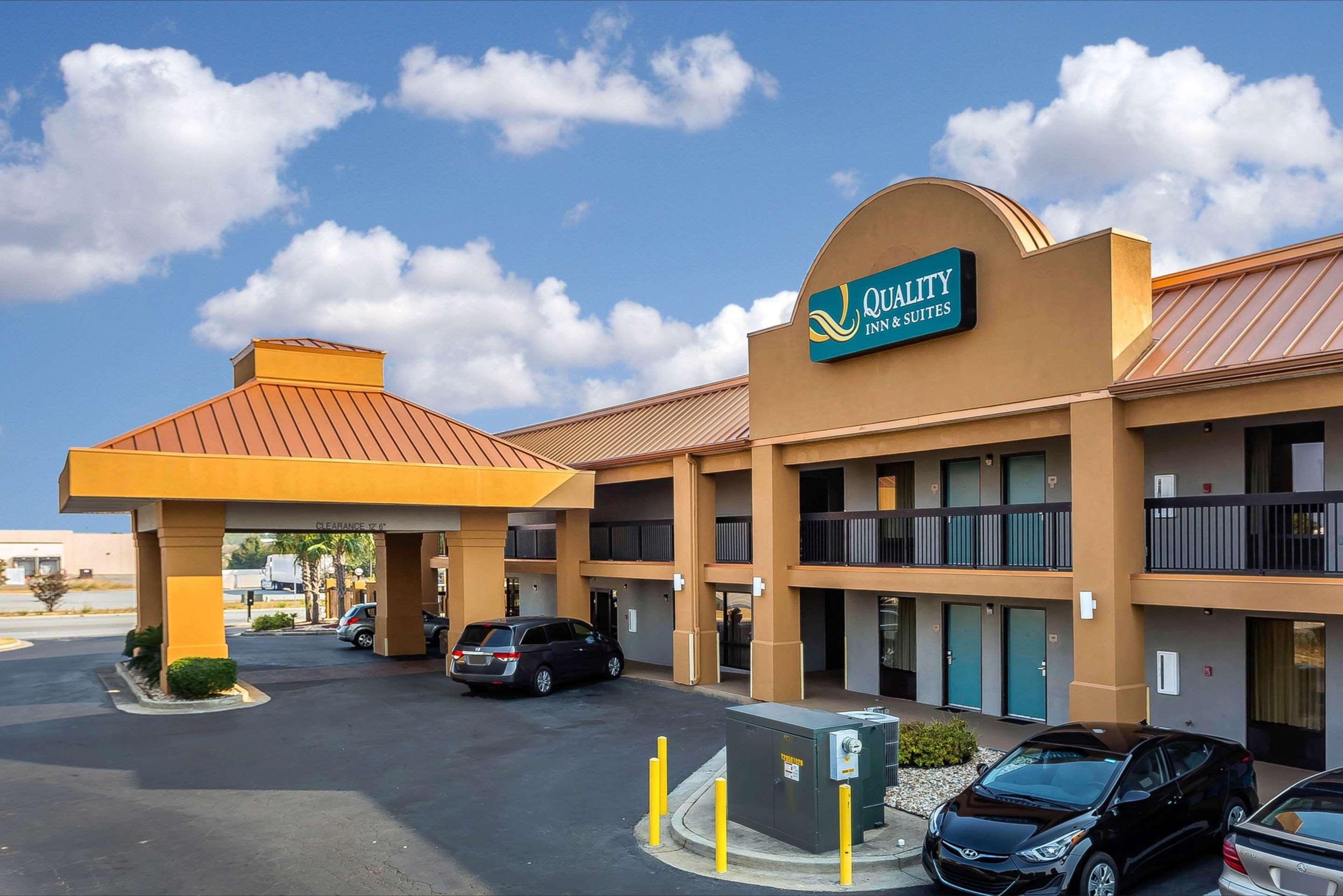 Quality Inn & Suites Near Robins Air Force Base Warner Robins Exteriér fotografie