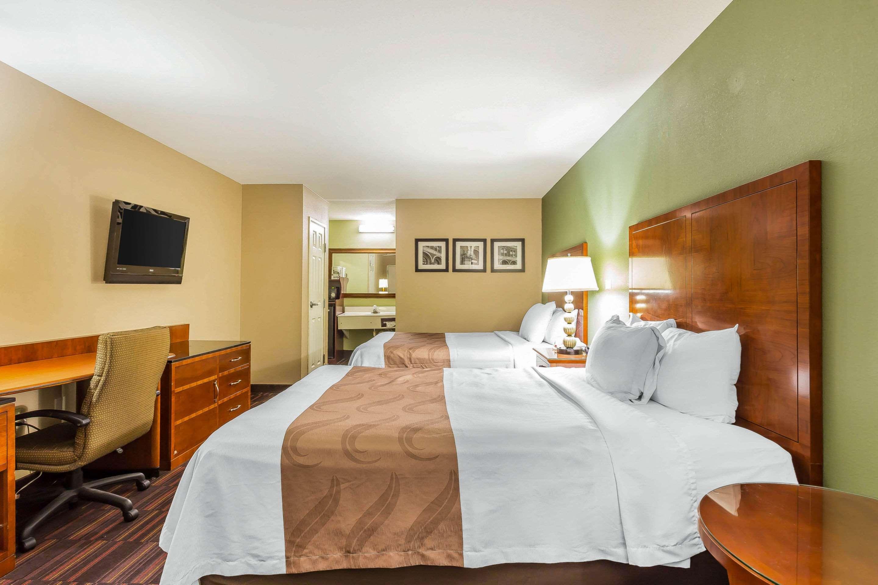 Quality Inn & Suites Near Robins Air Force Base Warner Robins Exteriér fotografie