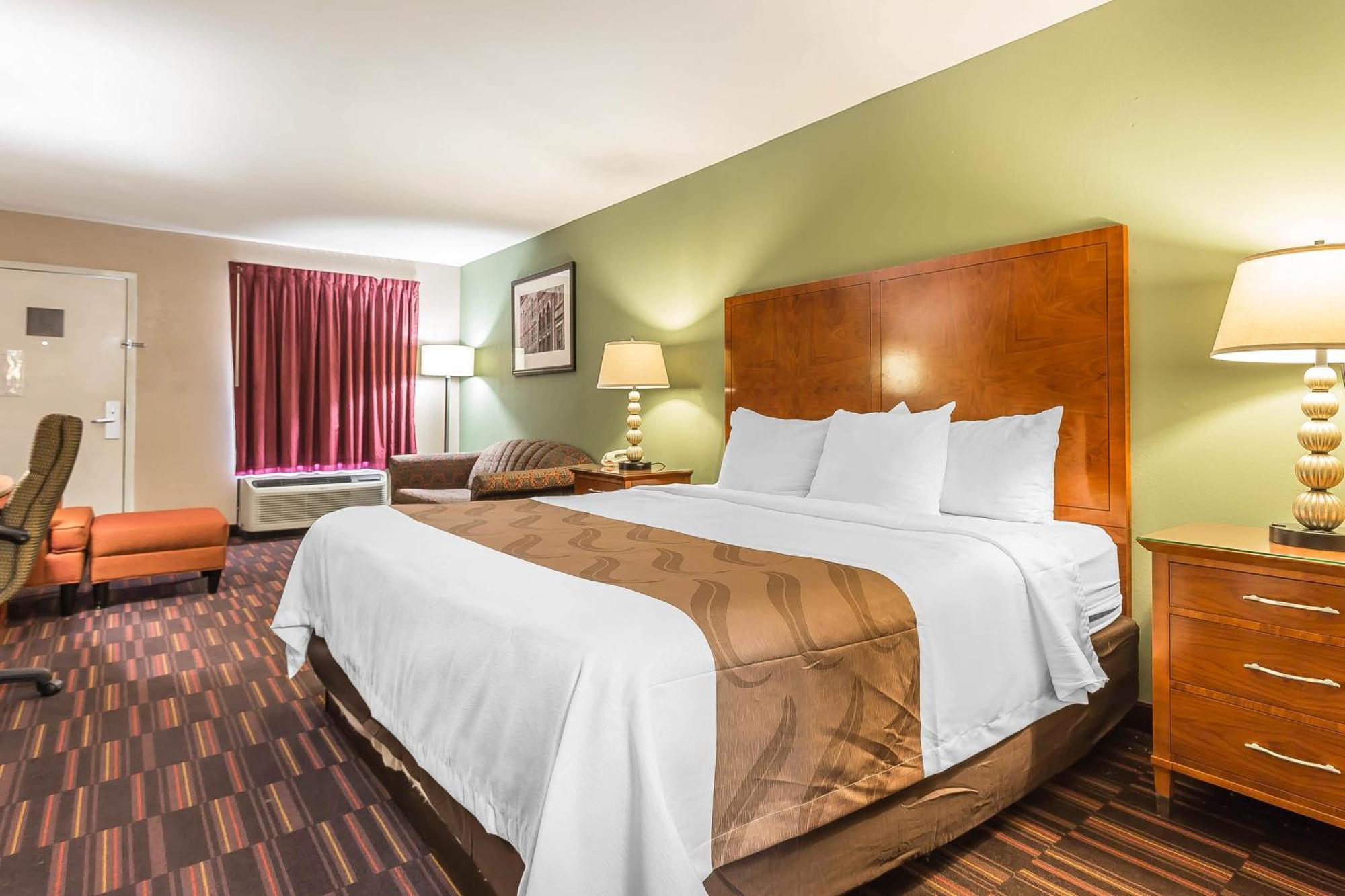 Quality Inn & Suites Near Robins Air Force Base Warner Robins Exteriér fotografie