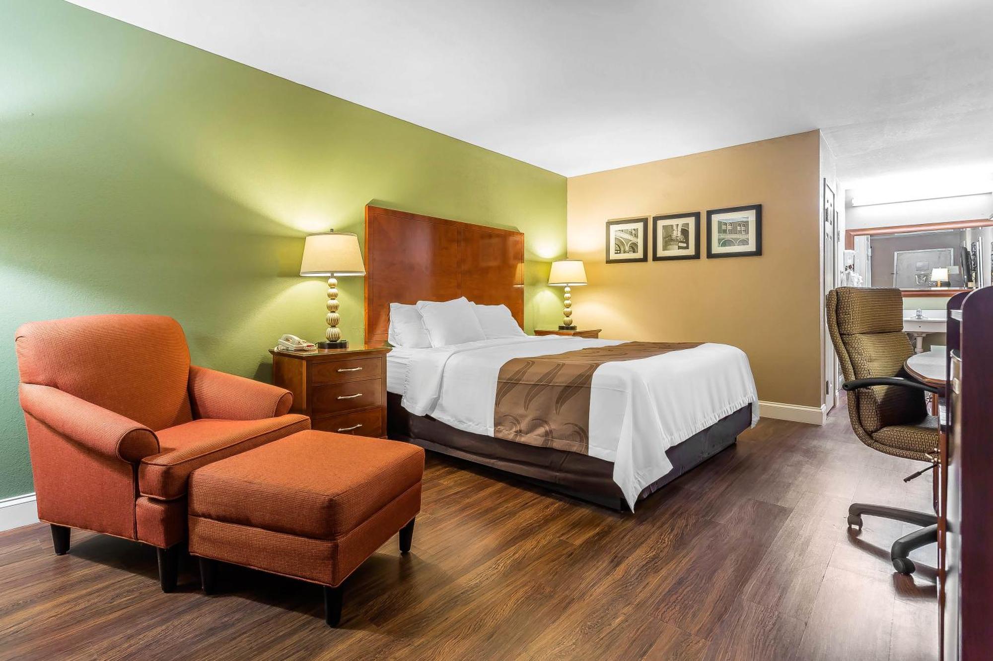 Quality Inn & Suites Near Robins Air Force Base Warner Robins Exteriér fotografie