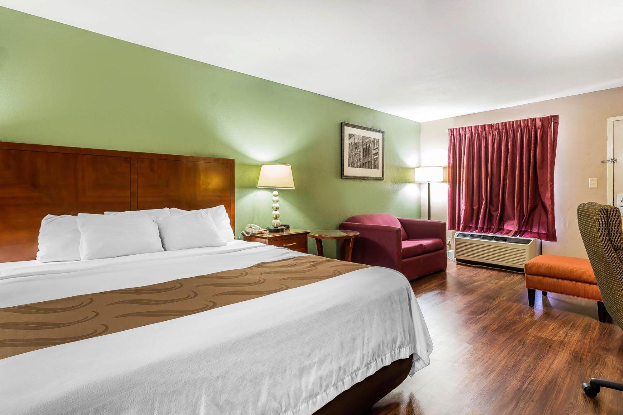 Quality Inn & Suites Near Robins Air Force Base Warner Robins Exteriér fotografie