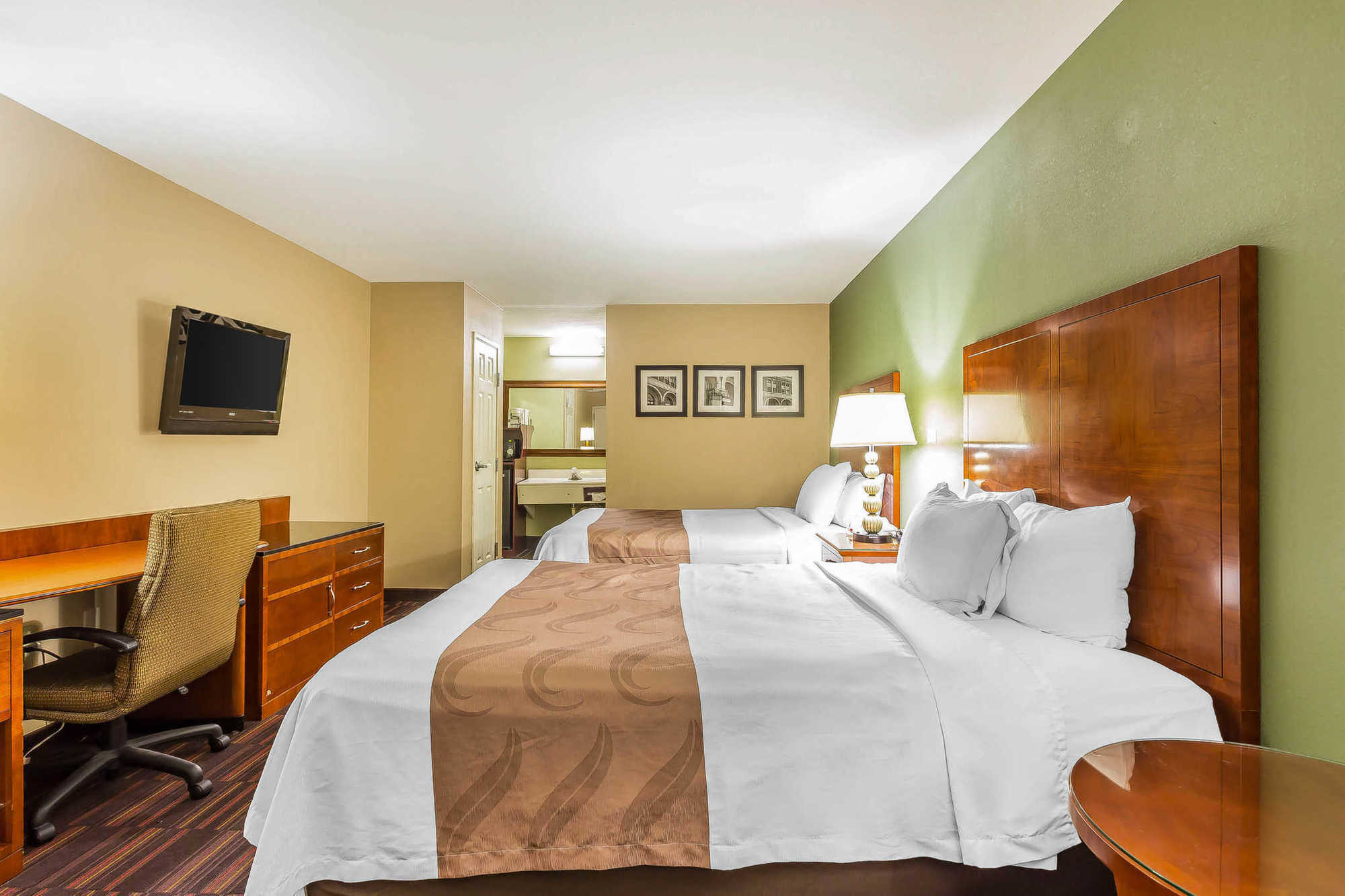 Quality Inn & Suites Near Robins Air Force Base Warner Robins Pokoj fotografie